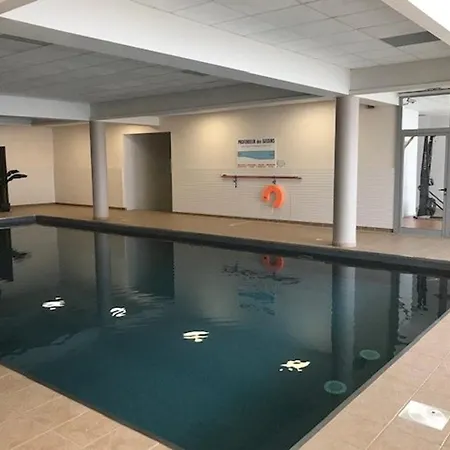 T2 Avec Terrasse, Parking, Piscine Couverte Et Salle De Fitness - Fr-1-404-312